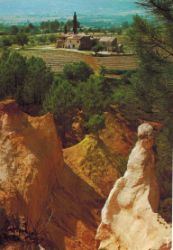 1976_04-2_F_Roussillon.JPG